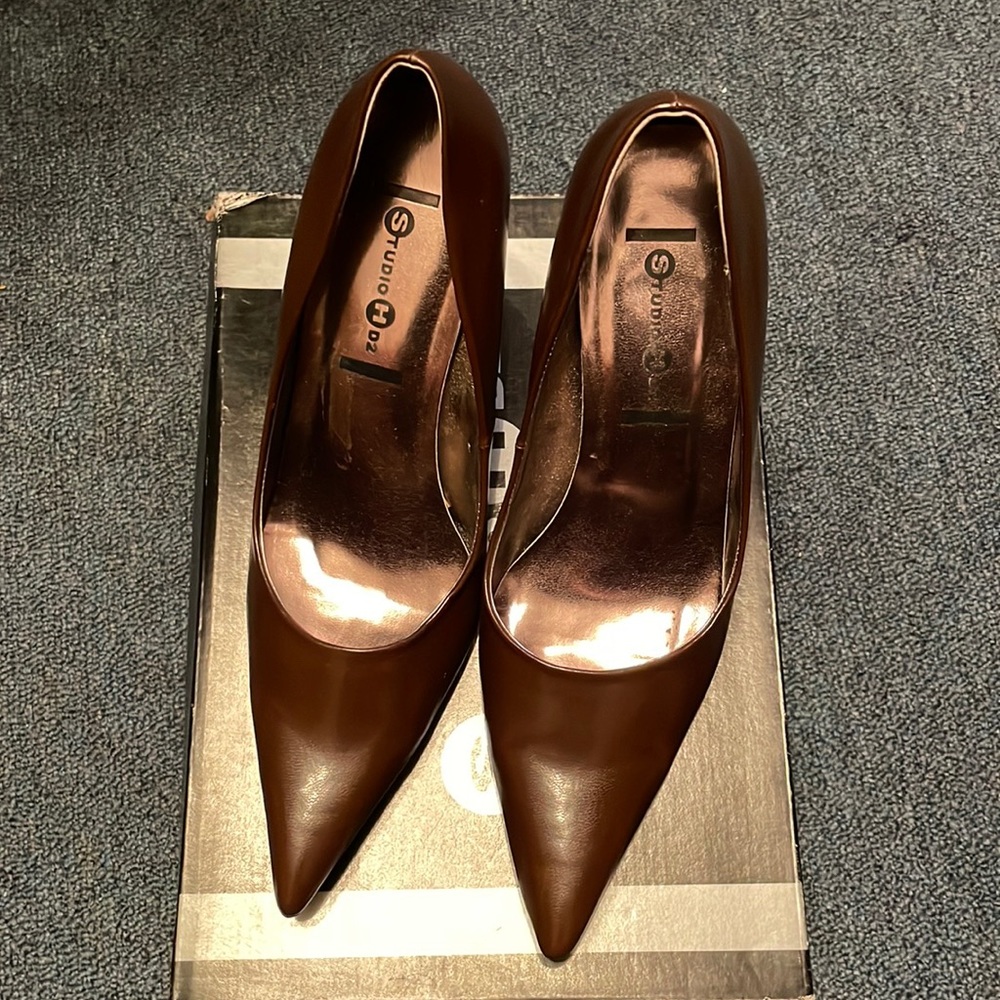 Studio HD2 Chastity Brown Heels